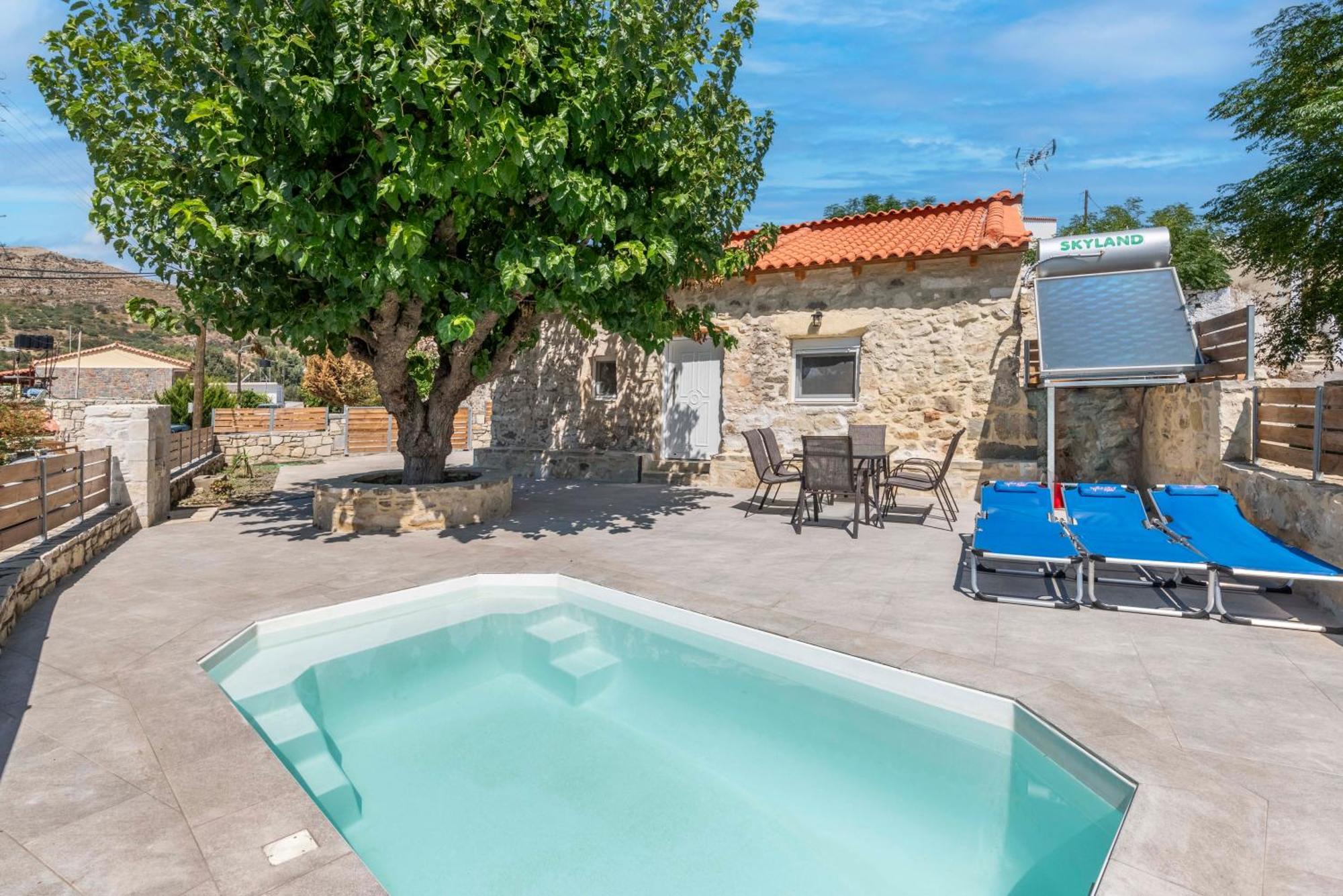 Emilia Holiday home *
